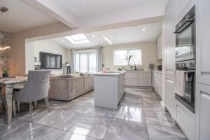 Photo 17- click for photo gallery